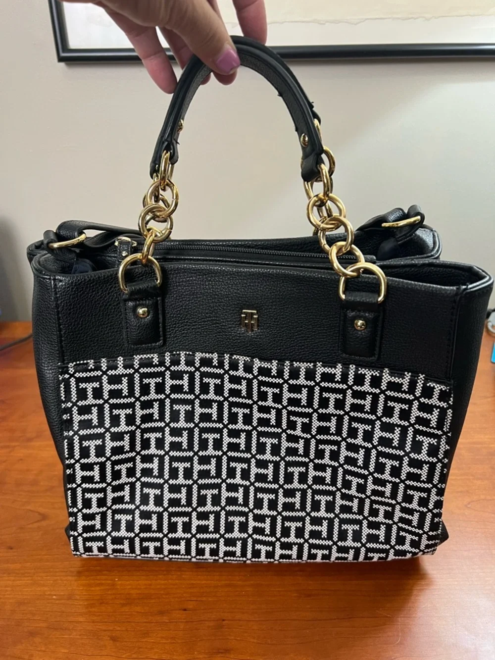 Tommy Hilfiger Black and White Tote Bag Patterned Women's Gold Hardware